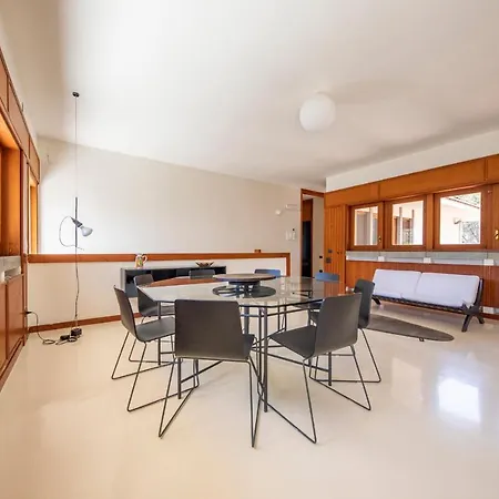 Casa Mitra Tatil Evi *