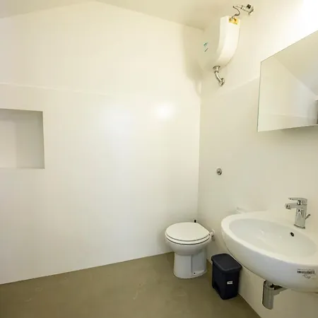 Casa Mitra チェファル