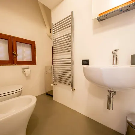 Casa Mitra *